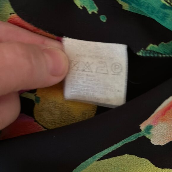 Ungaro - Picture 11 of 11